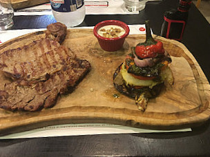 Restaurant Le Carnivore Bar A Steak