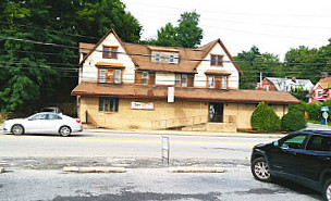 Quigley Tavern