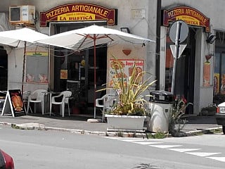 Pizzeria La Rossa