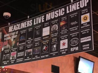 Headliners Grill