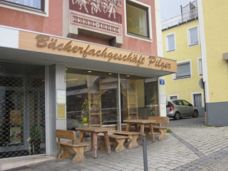 Café Im Bäckereifachgeschäft Pilger