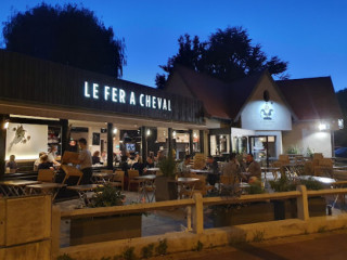 Le Fer à Cheval -grill