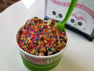 Sweet Frog Glen Mills