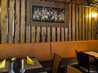 Suksan Thailändisches Spezialitäten Und Cocktail Lounge