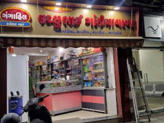 Lachhubhai Gathiyawala Gangahill Snacksbar