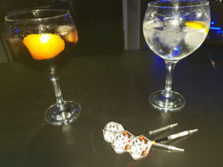 Pub M-30