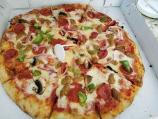 Saroki's Pizza