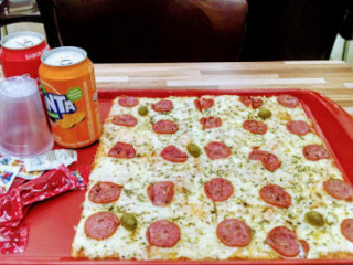 Quadradinha Pizzaria