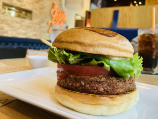 Umami Burger Minatomirai