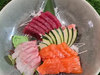 Exotic Sushi Fusion