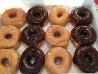 Bradley's Donuts