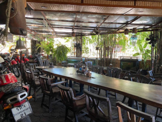 Rider's Corner Bar Restaurant