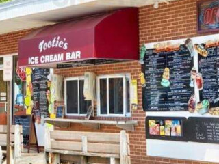 Tooties Diner & Ice Cream Parlor