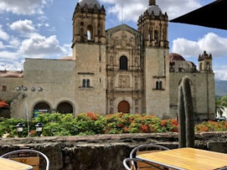 Los Andantes Terraza