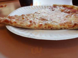 Louie's Pizza
