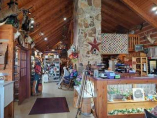 Pipestem Trading Post