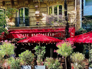 Le Beaujolais Cafe Brasserie