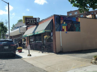 Minerva Pizza House