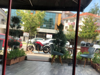 Quyiz Cafe