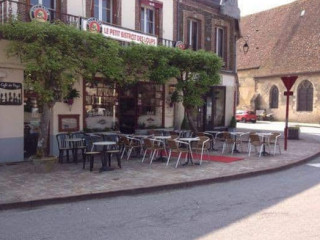 Le Petit Bistrot