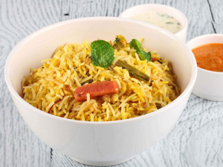 Sumpto Biryani