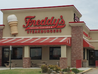 Freddy's Frozen Custard Steakburgers