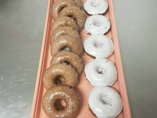 Daylight Donuts