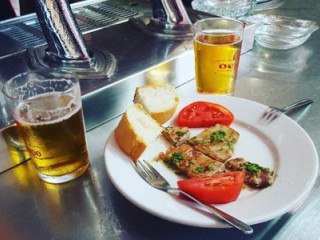Los Mariscos