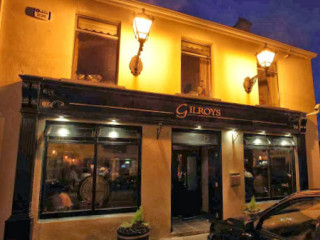 Gilroy's Bar And Áit Eile Restaurant