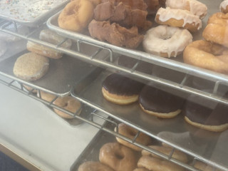 Mel-o-cream Donuts