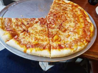 Gino's Pizza