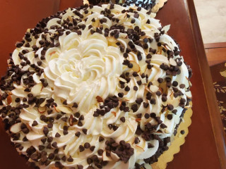 Caramici's Bakery