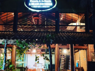 Pizzaria E Esfiharia A Brasileiríssima