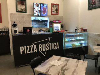 Pizzeria Rustica