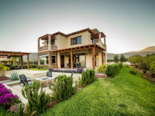 El Cielo Winery Resort