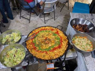 Chef's Paella Puerco Relleno