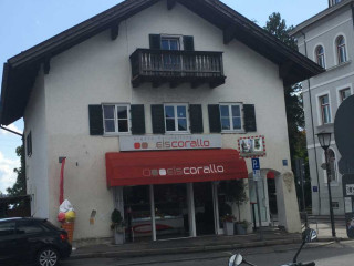 Eis Corolla Cafe