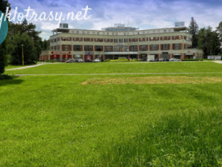 Batov Social House