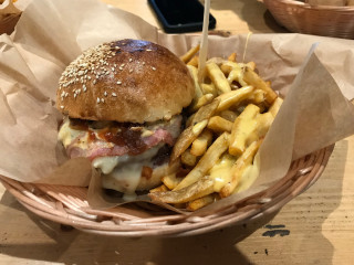 Holy Moly Gourmet Burger Lille