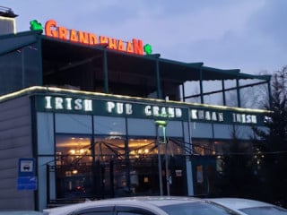 Grand Khaan Irish Pub