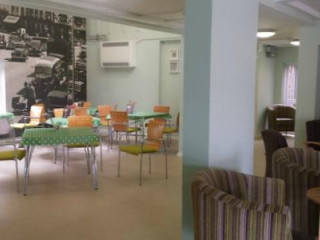 Cafe Bistro Lounge