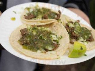 El Tonayense Taco Truck