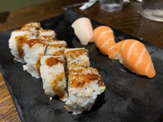 Mikoto Ramen And Sushi