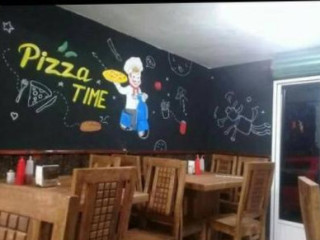 Pizzeria La Hogareña
