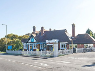 The Iford Bridge Tavern