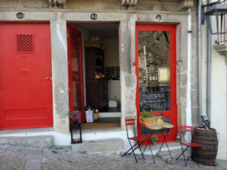 La Maison Rouge 48