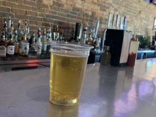 Corner Pub