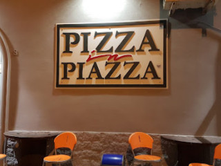 Pizza In Piazza