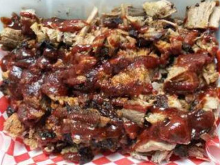 Smokin’ Jay’s Bbq Hot Chicken