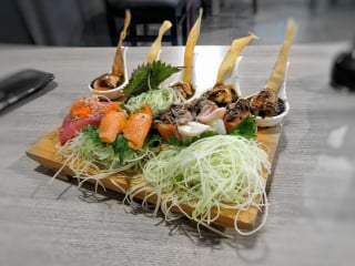 777 Sushi Bistro